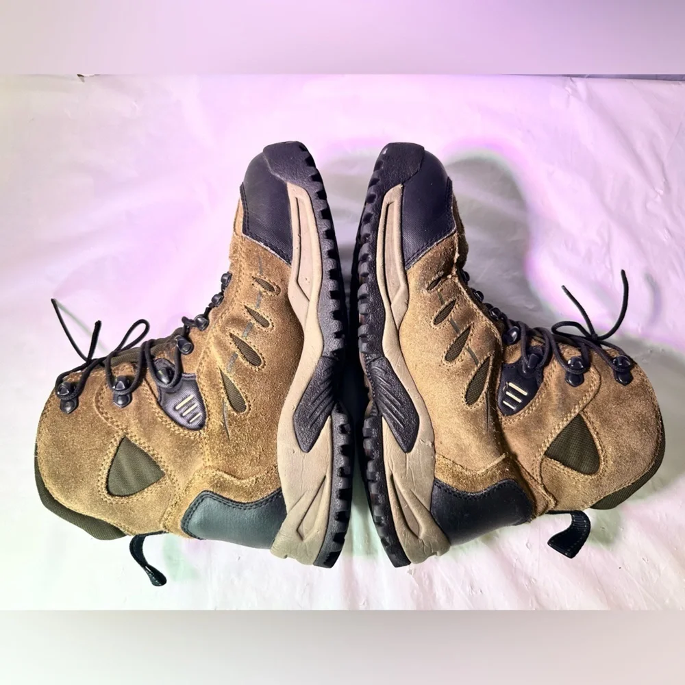 Cabelas durable suede